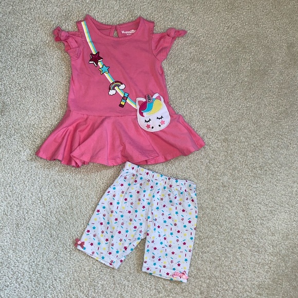 Bundle of Girls Clothes Size 18 Months 10+ Items - Picture 15 of 16